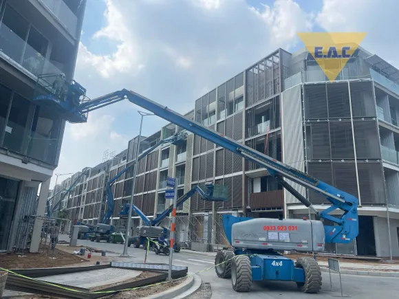 BẢNG GIÁ XE NÂNG NGƯỜI MỚI NHẤT 2025