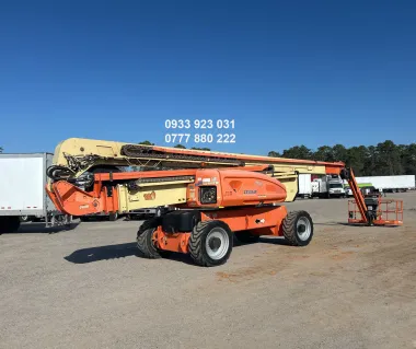 Xe nâng người JLG 1250AJP cao 40 mét
