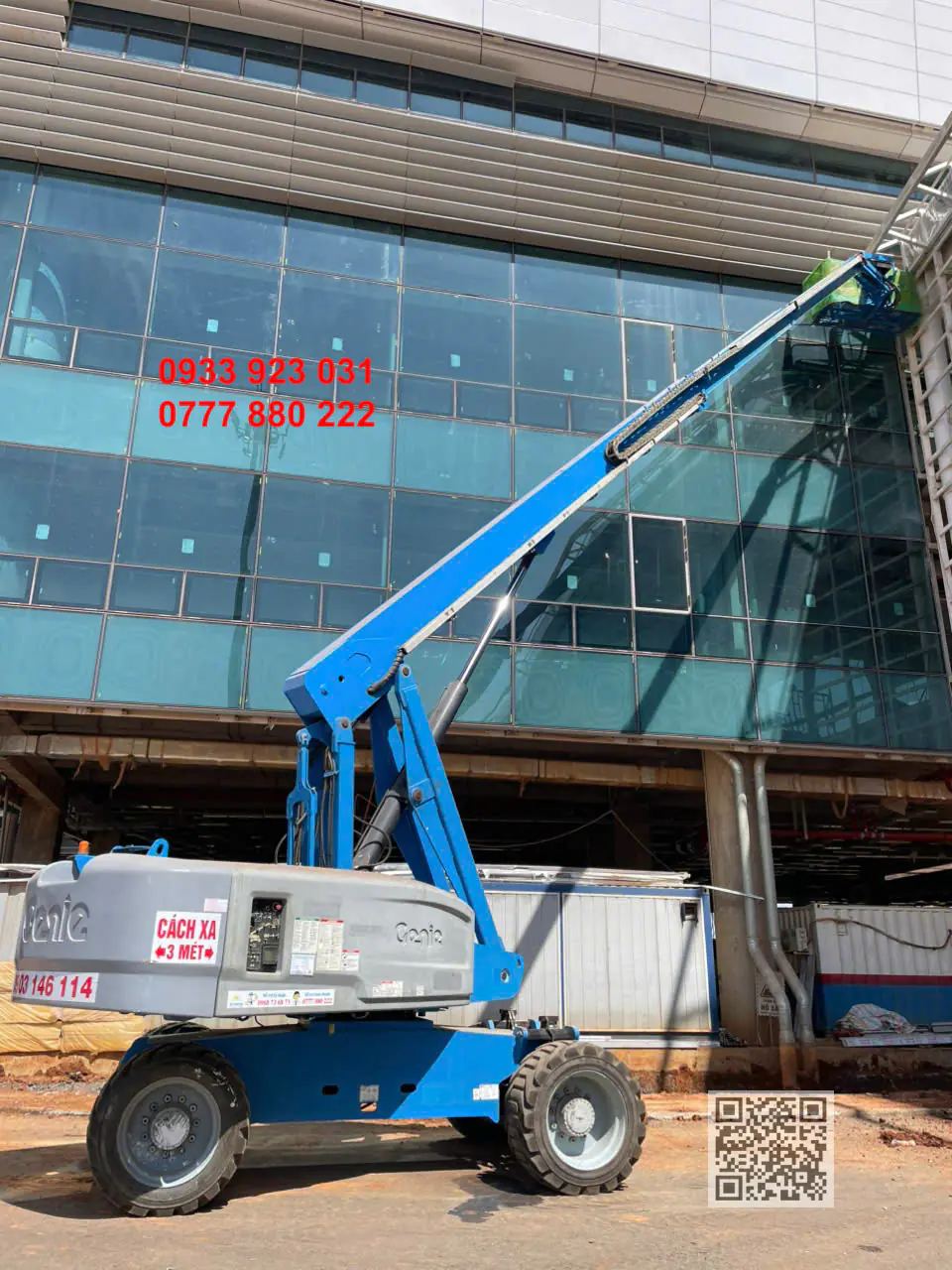 Bảng gi&aacute; thu&ecirc; xe n&acirc;ng người 2026.