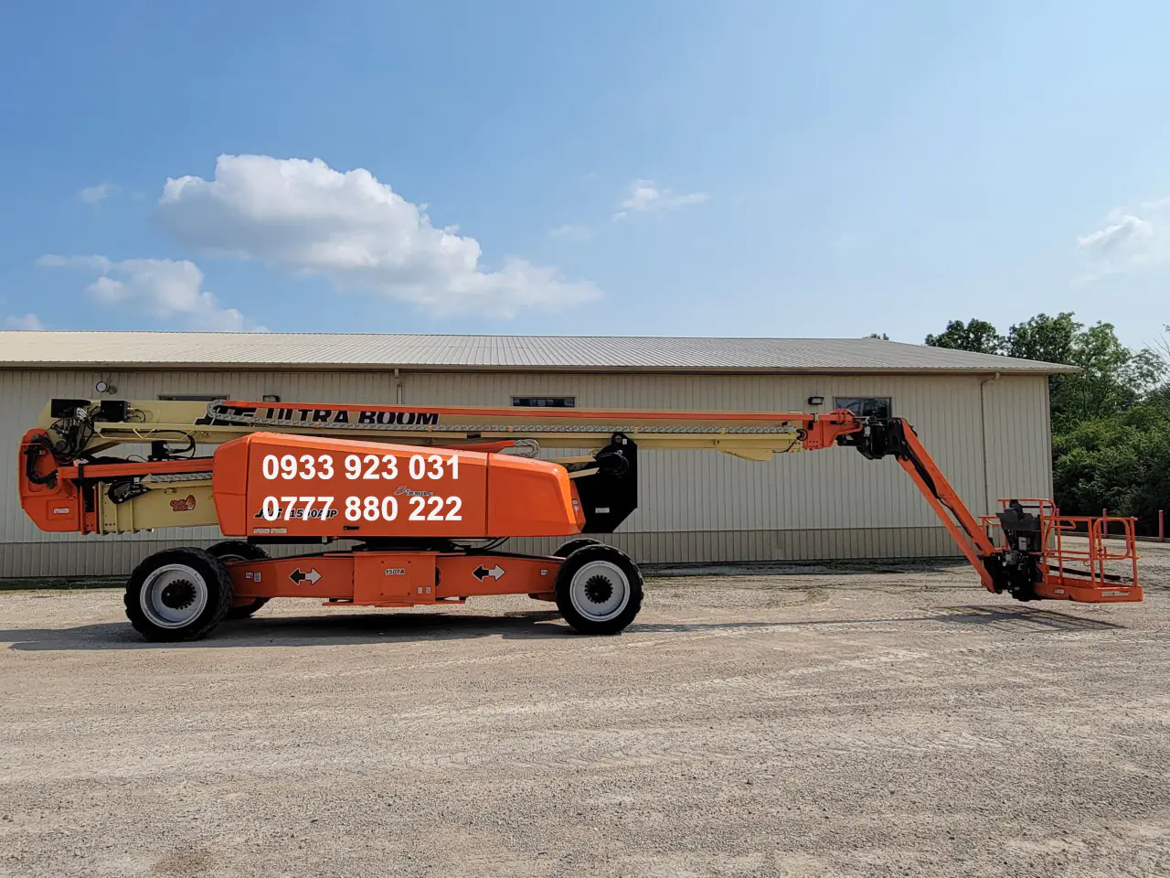 Xe nâng người JLG 1500AJP cao 46 mét
