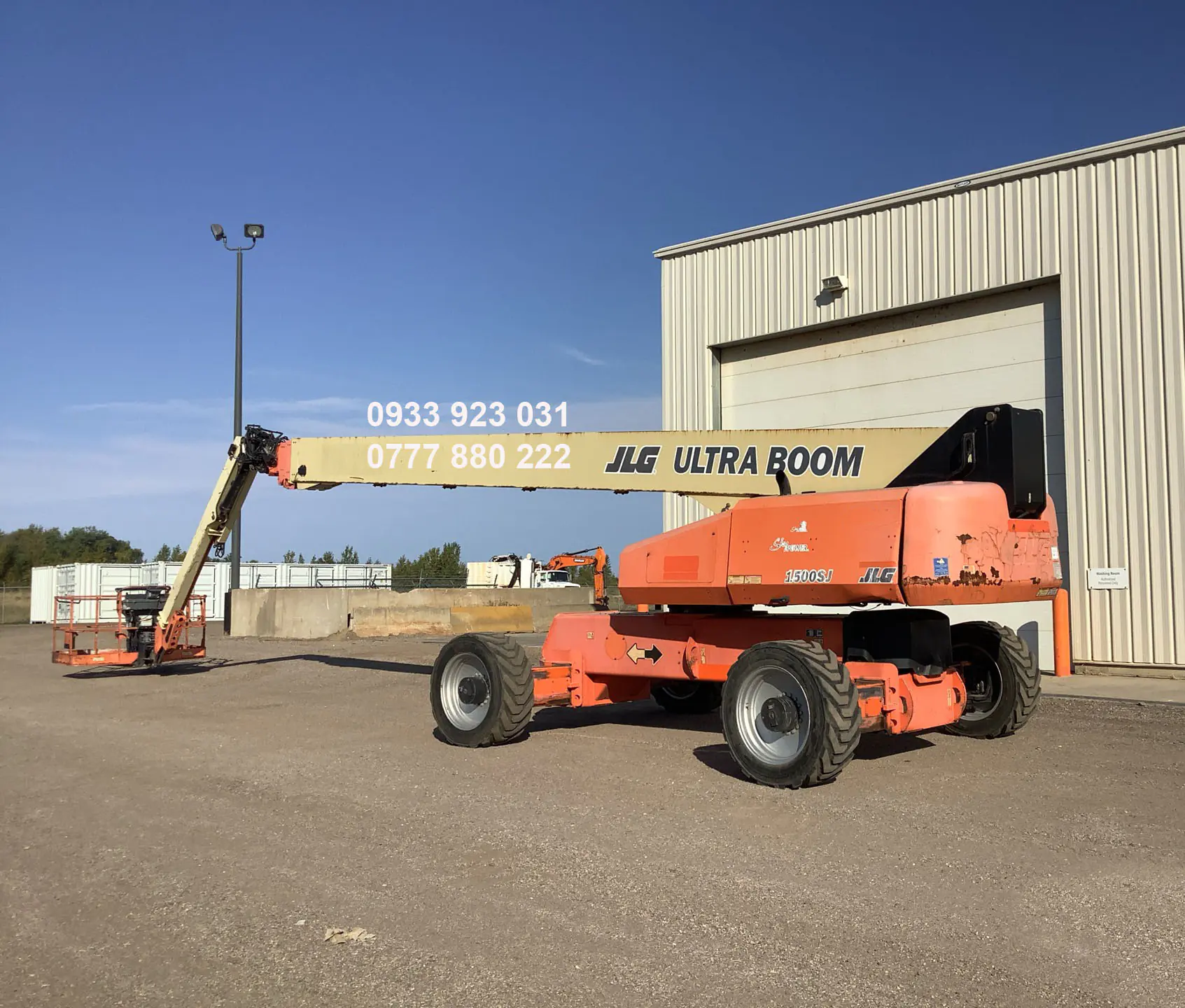 Thuê xe nâng người JLG 1500SJP cao 48 mét