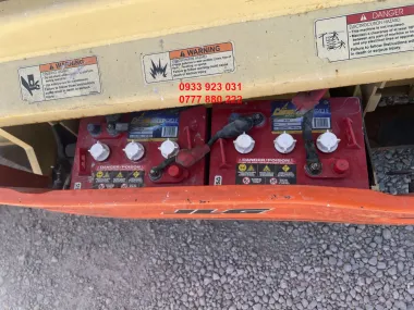 Xe nâng người cắt kéo chạy điện 12 mét JLG 3246ES