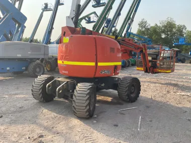 Thuê xe nâng người Z-Boom cao 16m JLG 450AJ