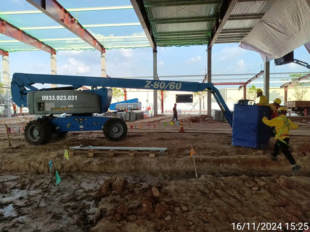 Xe-nang-nguoi-genie-z80-60-rt-binh-duong